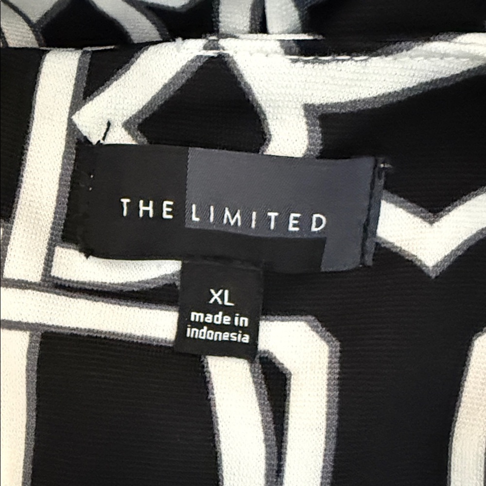 The Limited Black and White Patterned Dress - Picture 2 of 2